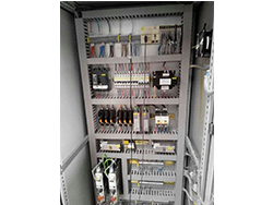 1463730582584401.jpg 加拿大凍干生產(chǎn)線電控柜.jpg