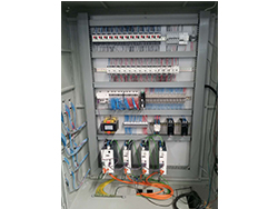 1463731113761542.jpg 1米成型機(jī)電控柜.JPG