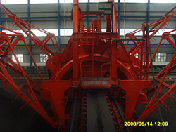 云南昆明鋼廠600T雙斗輪混勻取料機(jī).JPG